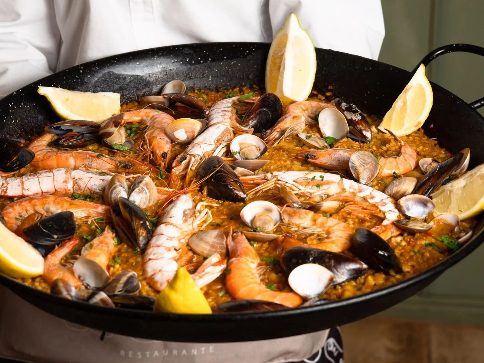 Where to eat paella in Tenerife